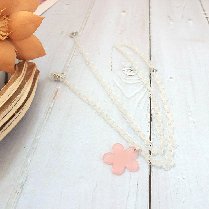 Fashionable chain strap with flower-shaped pendant Stornfield