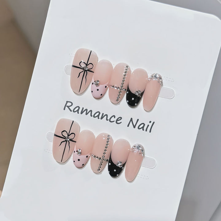 Decorative Press-On Nails Stornfield