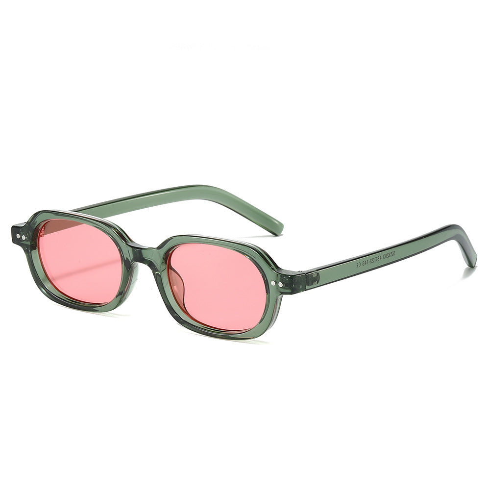 Stylish Vintage-Inspired Oval Sunglasses Stornfield