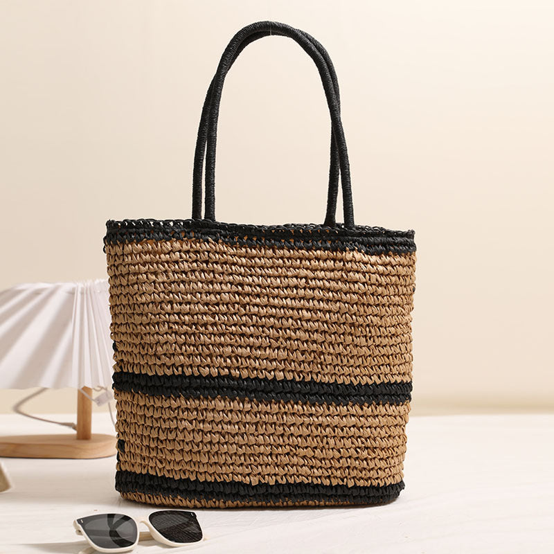 Handcrafted wicker bag with geometric pattern Stornfield