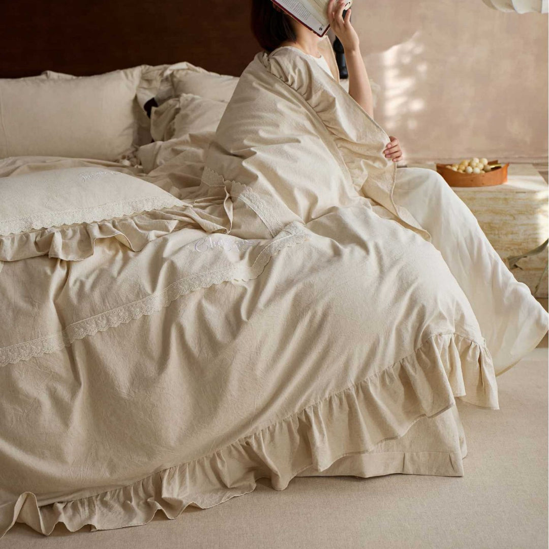 Ruffled Linen-Cotton Duvet Cover Set with Scalloped Lace Panel and Bedskirt
