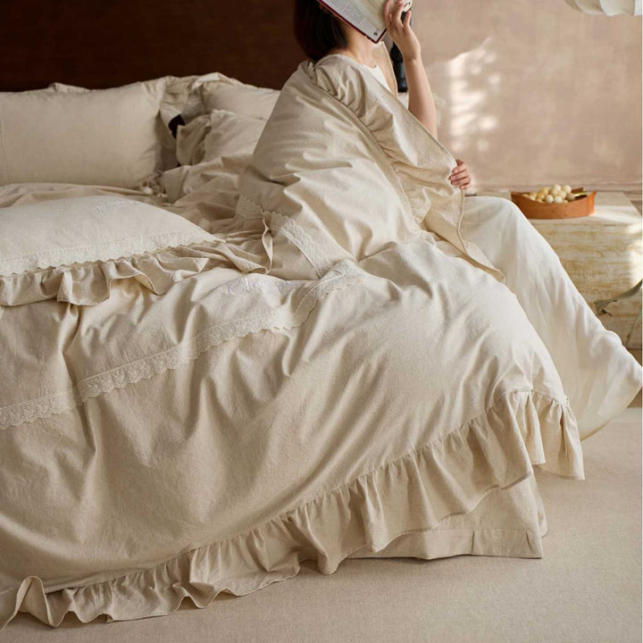 Ruffled Linen-Cotton Duvet Cover Set with Scalloped Lace Panel and Bedskirt