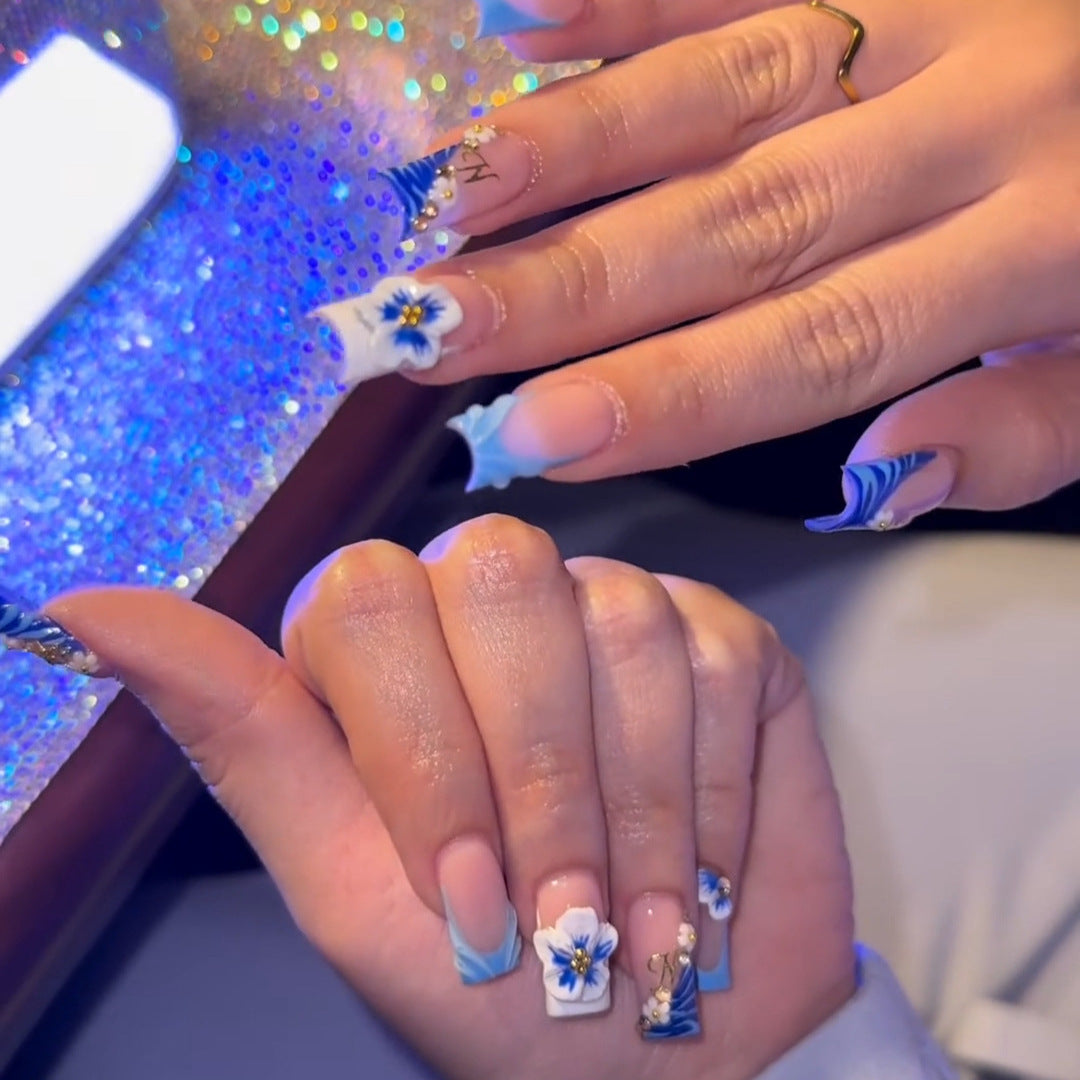 Decorative 3D Floral Press-On Nail Art