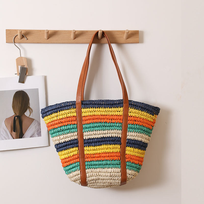 Braided straw tote bag with sturdy leather handles Stornfield
