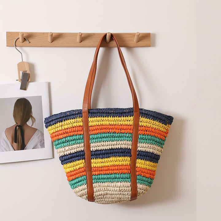 Braided straw tote bag with sturdy leather handles Stornfield