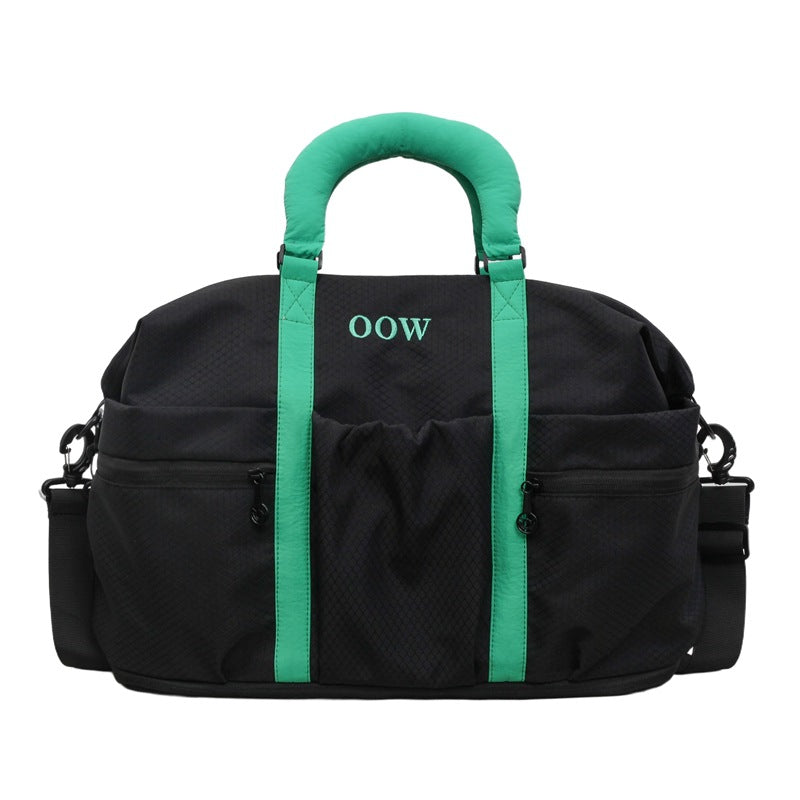 Sports bag with versatile compartment arrangement Stornfield
