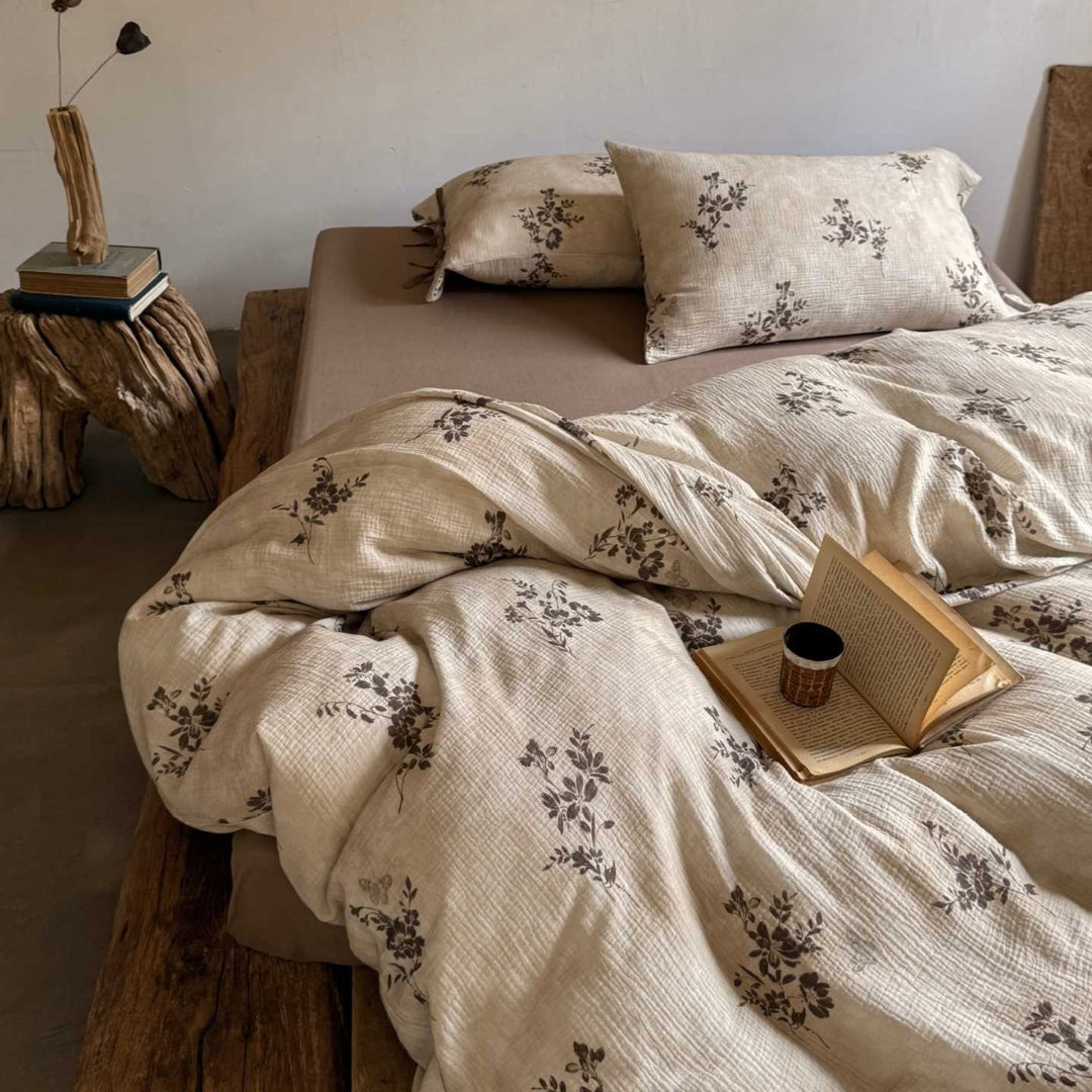 Natural cotton-linen duvet cover set with a crinkled linen look and floral tone-on-tone pattern