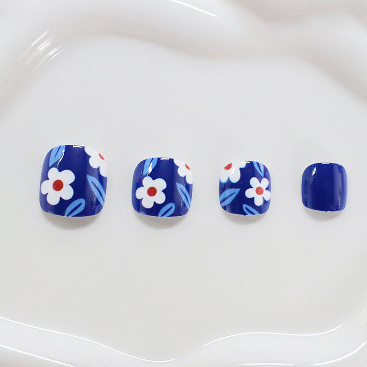 Decorative Floral Nail Design Stornfield