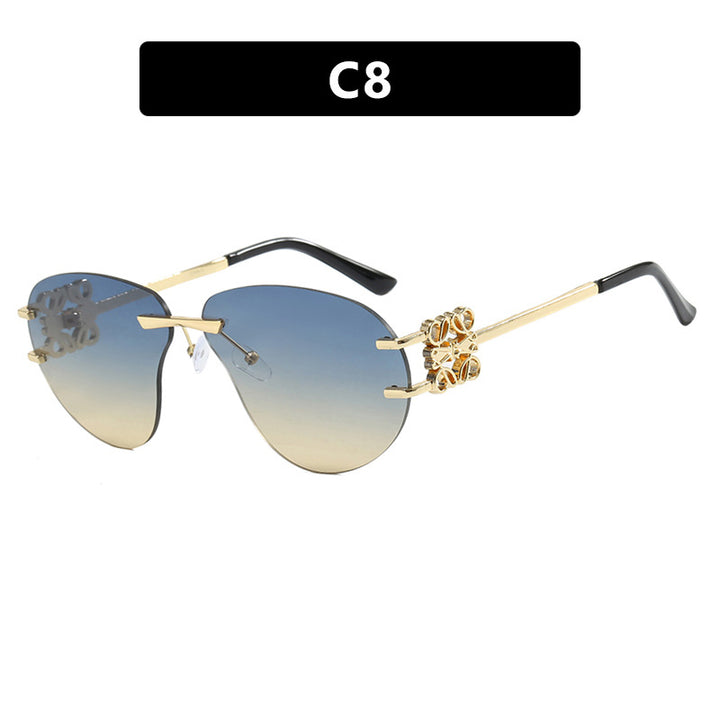 Women's fashionable sunglasses in elegant aviator style with gemstone details Stornfield