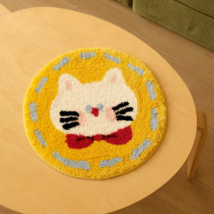 Round Plush Tufted Cat-Face Accent Rug