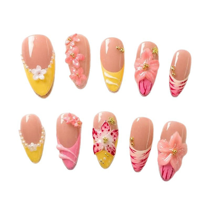 Artificial nail set with creative flower and lace decorations Stornfield