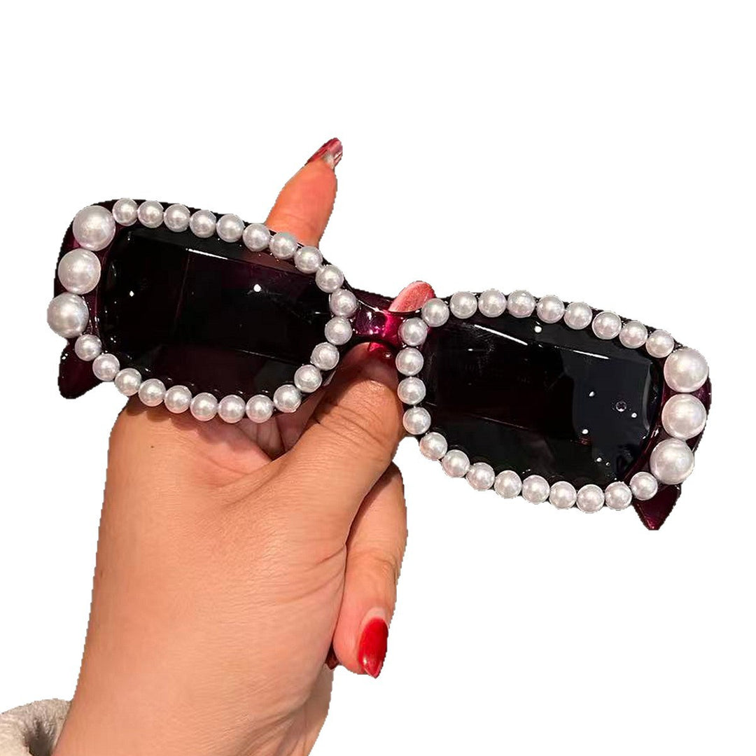 Ladies fashionable sunglasses with luxurious pearl frame Stornfield
