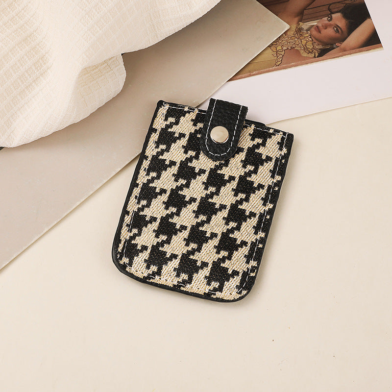 Elegant Textured Cardholder Stornfield