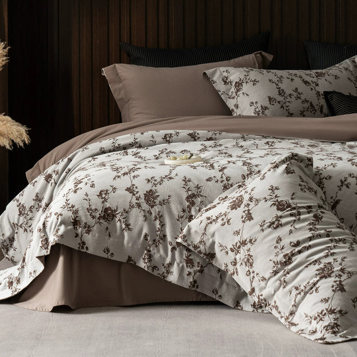 Luxury Cotton Sateen Reversible Duvet Cover Set with Scrolled Jacquard Print and Tailored Hem