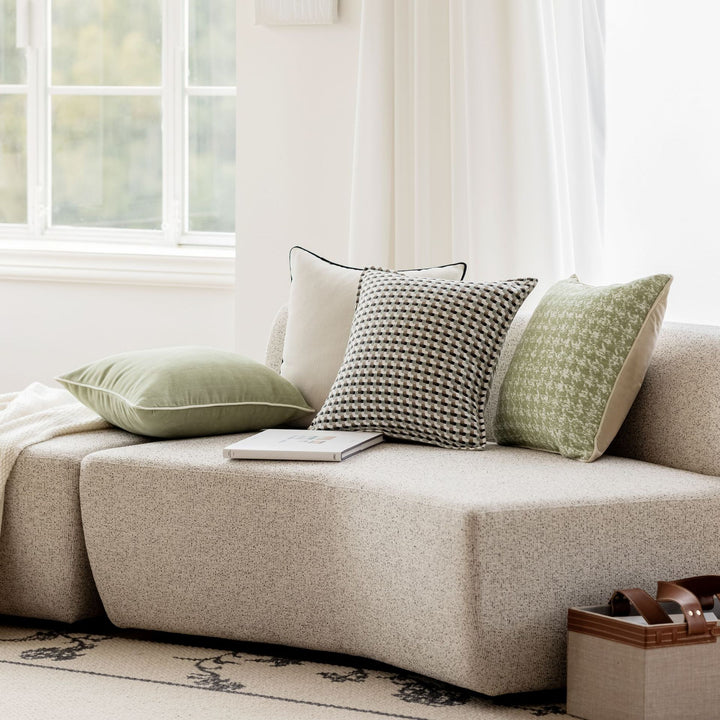 Patterned decorative cushion