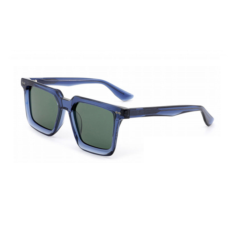 Women's sunglasses in a modern, square design with polarized lenses Stornfield