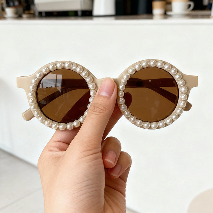 Elegant Pearl-Embellished Round Sunglasses Stornfield