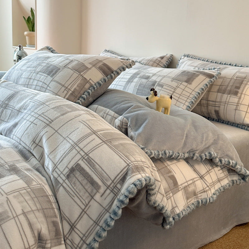 Plush Reversible Leopard-Print Duvet Cover and Pillowcase Set with Pom-Pom Trim