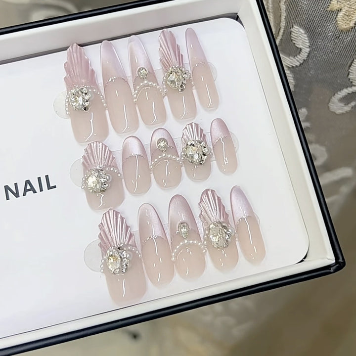 3D Decorative Press-On Nail Set Stornfield