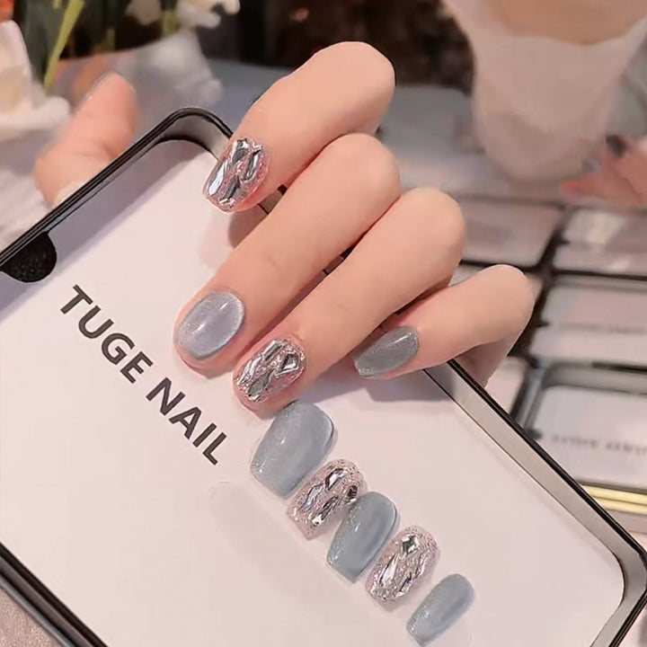 Glossy Nail Set Stornfield