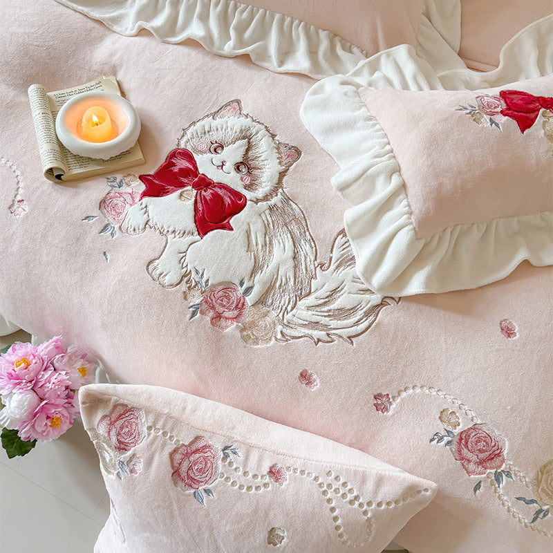 Ruffled Cotton Sateen Duvet Cover Set with Embroidered Kitten & Rose Motif