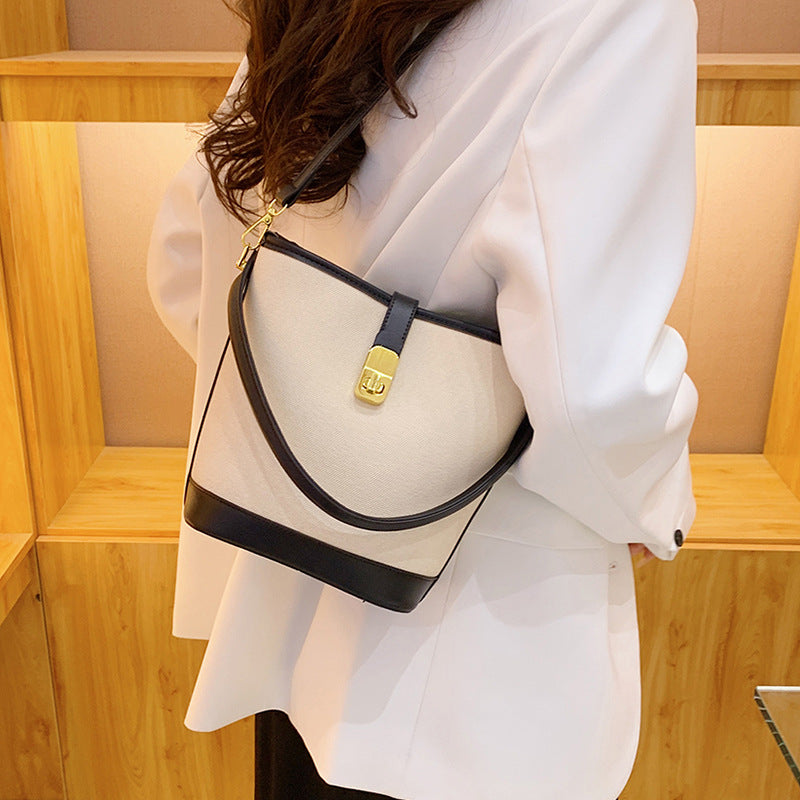 Modern Canvas Shoulder Bag Stornfield