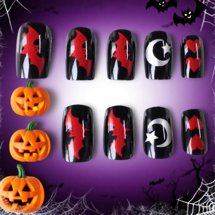 Halloween-Themed Nail Art Design Stornfield