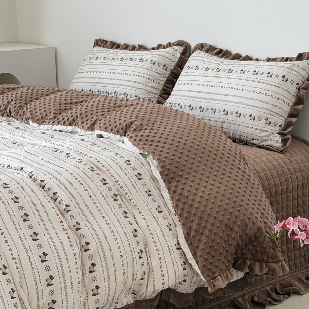 Floral Cotton Duvet Cover Set with Velvet-Trimmed Ruffled Shams and Plush Minky Throw