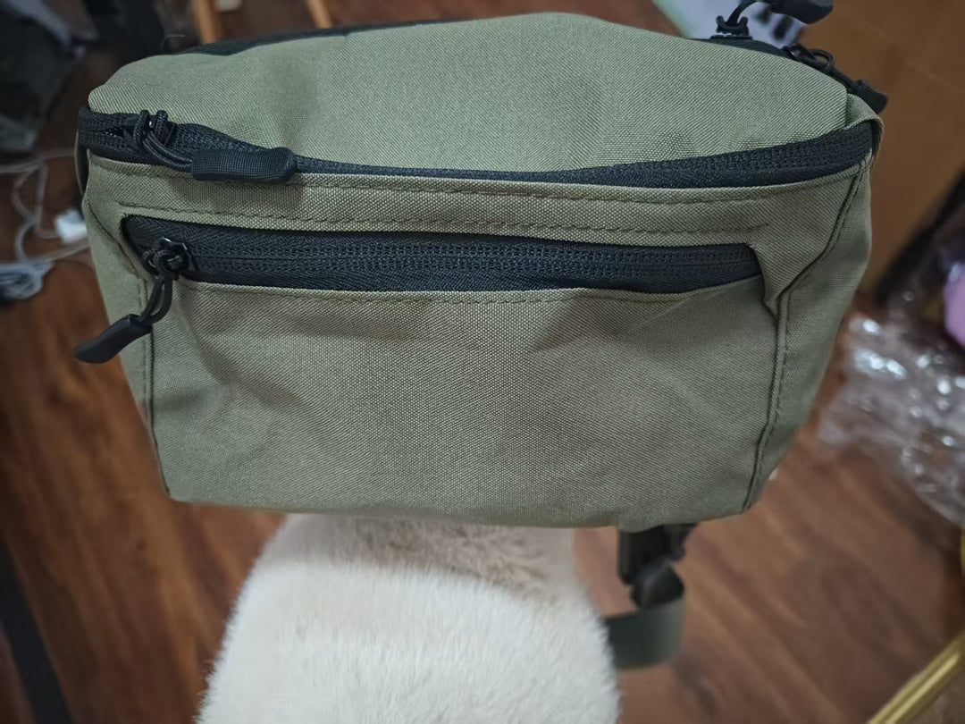 Practical shoulder bag with multifunctional compartments Stornfield