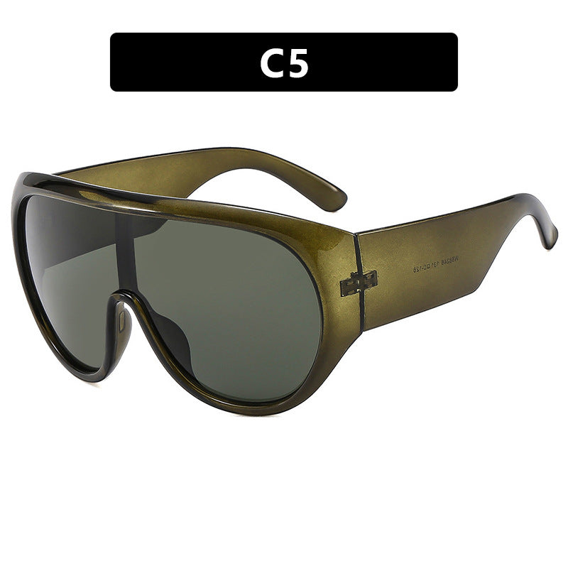 Ladies sporty sunglasses in aerodynamic design with wide field of vision Stornfield