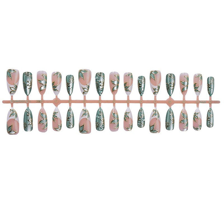 Artificial nail set with floral and glamorous accents Stornfield