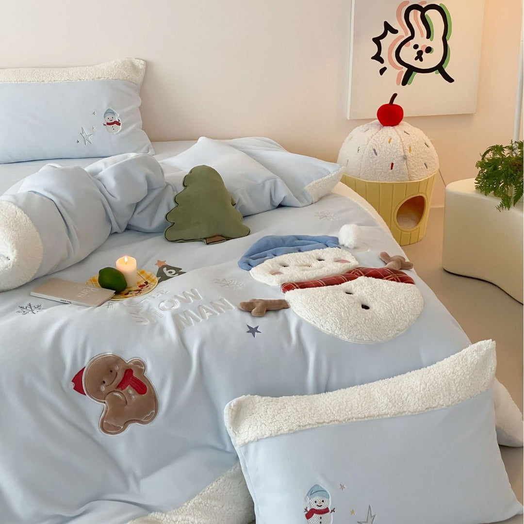 Children's Sherpa-Trim Snowman & Gingerbread Appliqué Duvet Cover Set