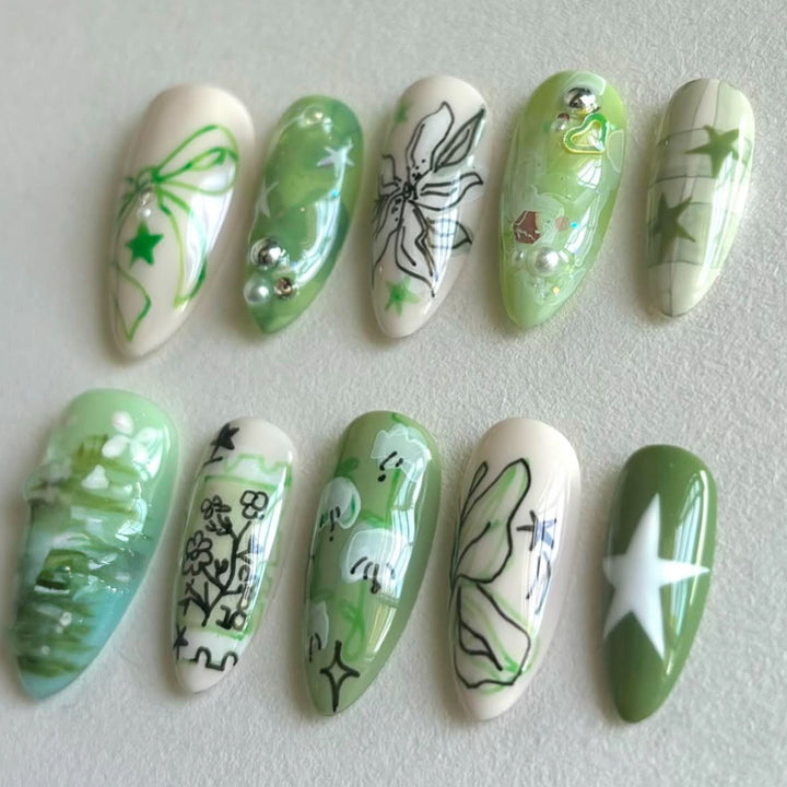 Artistic Botanical Nail Tips Stornfield