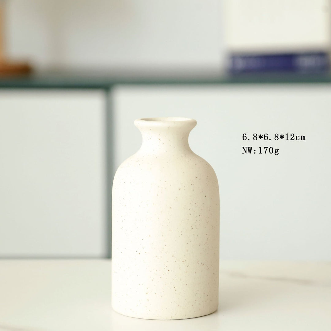 Modern Minimalist Ceramic Bud Vase Stornfeild