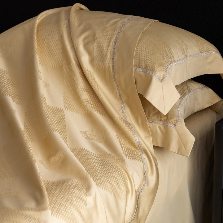Silk-Effect Jacquard Sheet and Sham Ensemble with Satin Border
