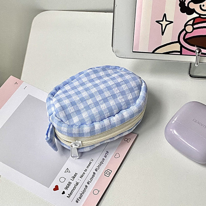 Handmade cosmetic bag in gingham design Stornfield