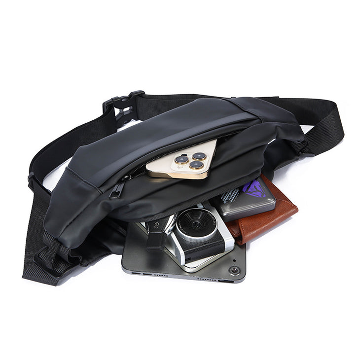Waist bag with waterproof material and adjustable strap Stornfield
