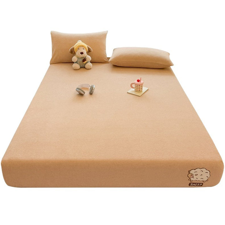 Plush Fitted Mattress Cover with Stretch Skirt and Embroidered Sheep