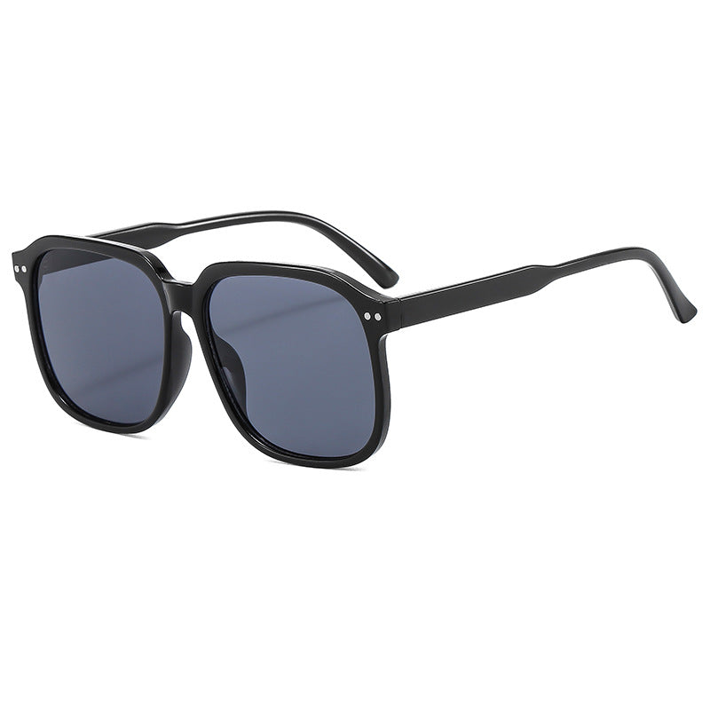 Women's square sunglasses with modern plastic frame Stornfield