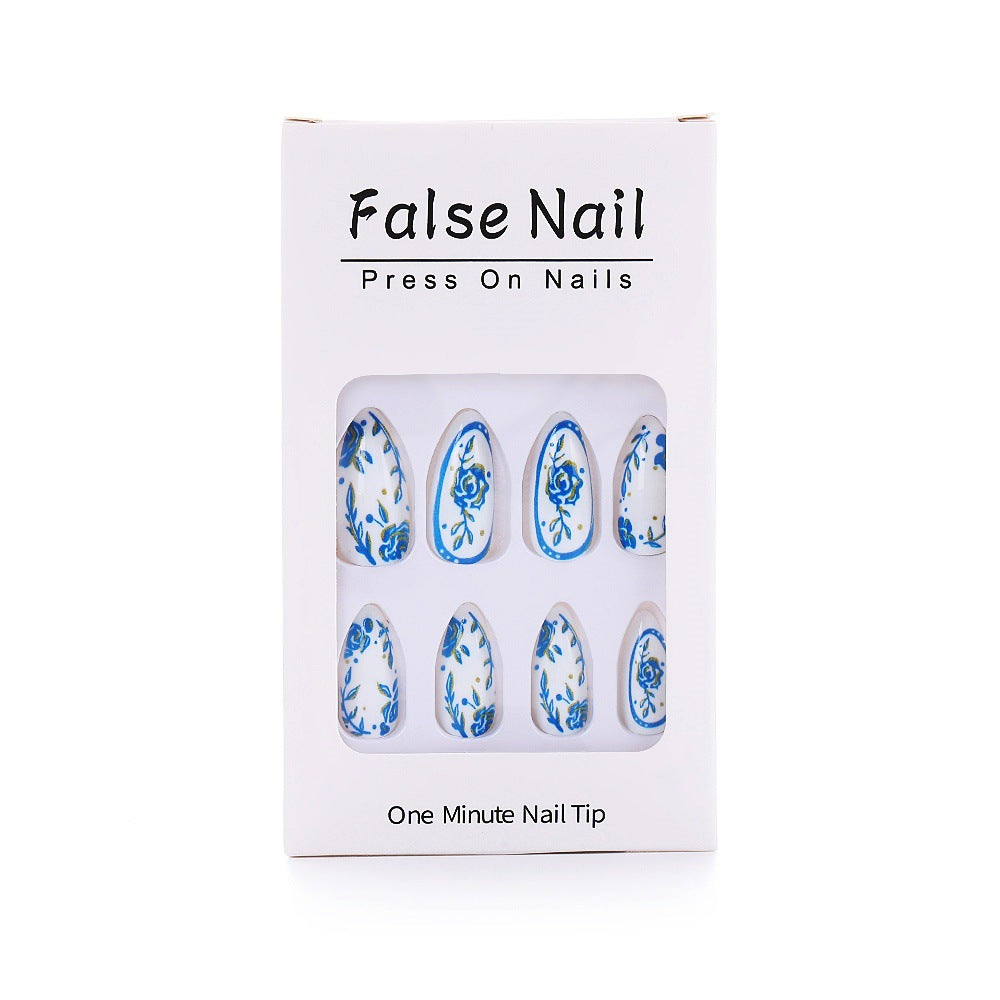 Decorative nails with floral design Stornfield