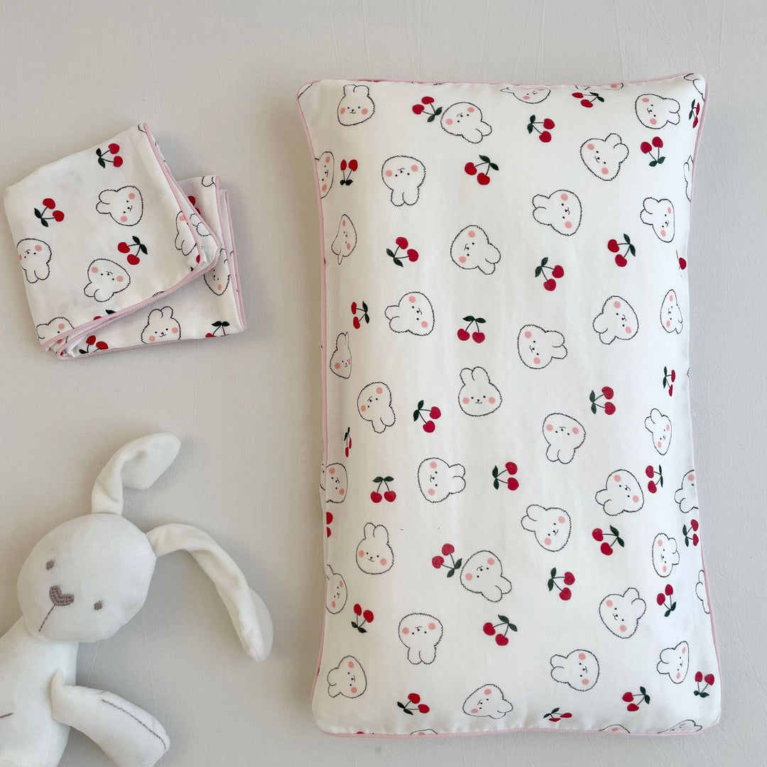 Baby bedding set made of cotton muslin with floral & animal print