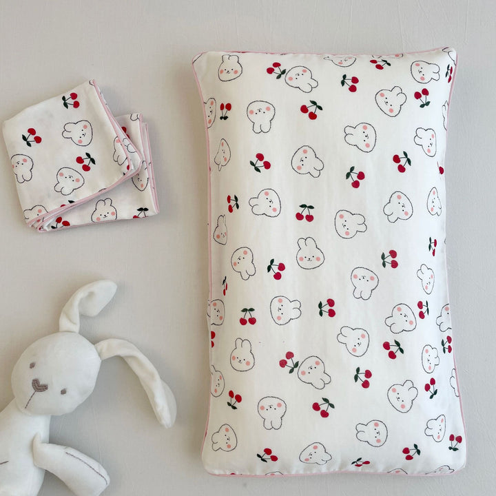 Baby bedding set made of cotton muslin with floral & animal print