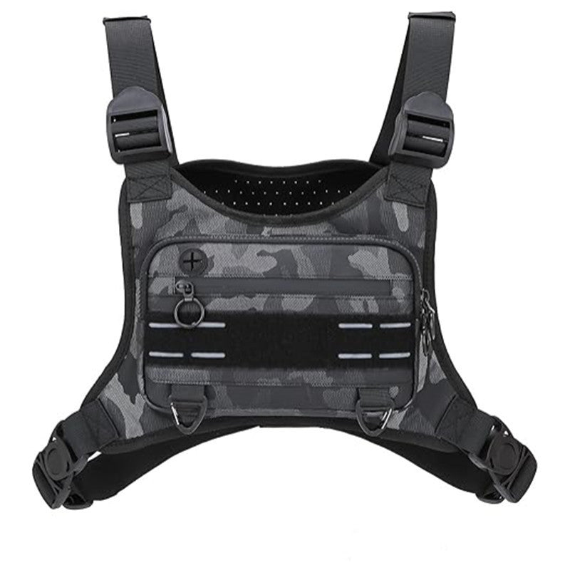 Multifunctional vest with adjustable straps and numerous pockets Stornfield