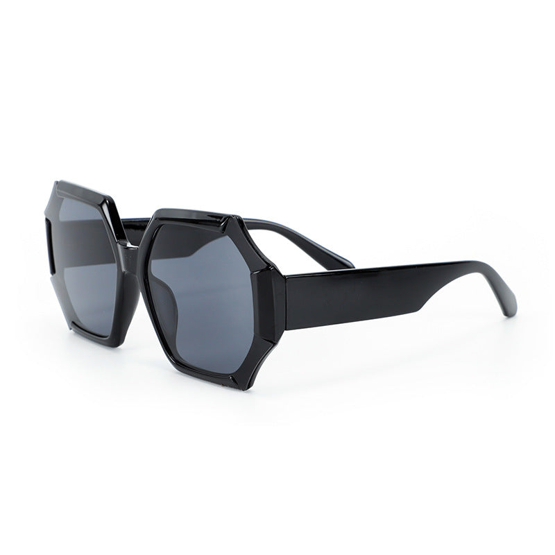 Ladies fashionable sunglasses with faceted frame Stornfield