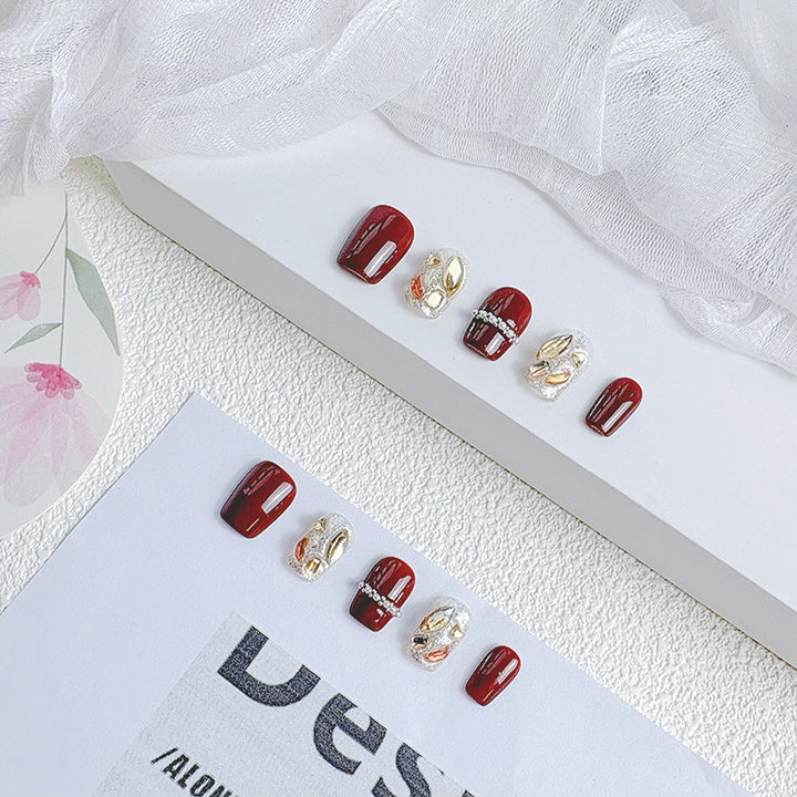 Handmade Press-On Nail Set Stornfield