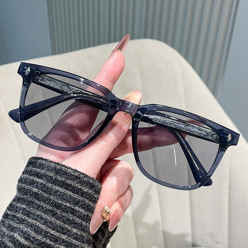 Women's fashionable sunglasses with stylish and sturdy frame Stornfield