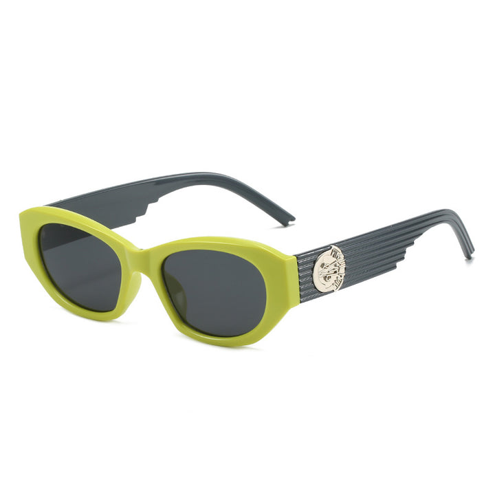 Stylish Retro-Inspired Frame Sunglasses Stornfield