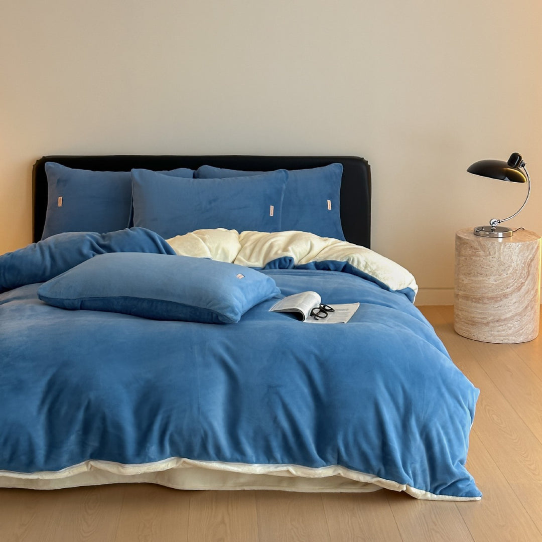 Luxury Plush Reversible Velvet Duvet Cover and Pillowcase Bedding Set