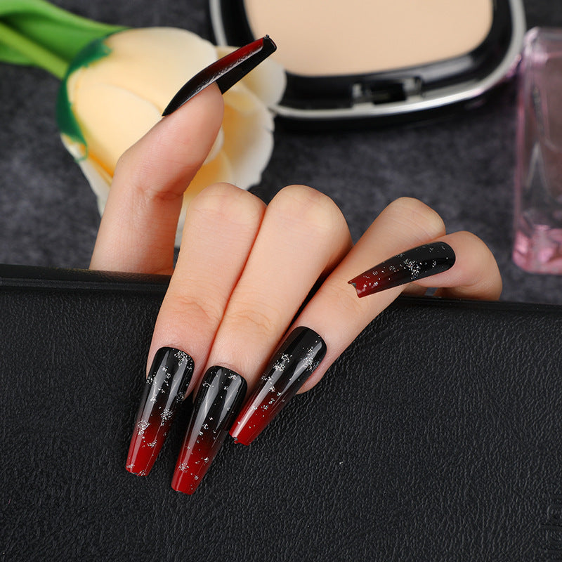 Elegant artificial nails with gold accents Stornfield