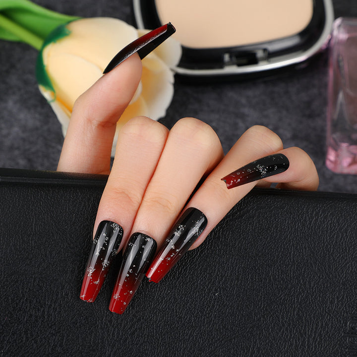 Elegant artificial nails with gold accents Stornfield